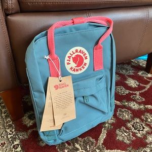 Fjallraven Kanken Mini Bag Green/Pink NWT Outlet